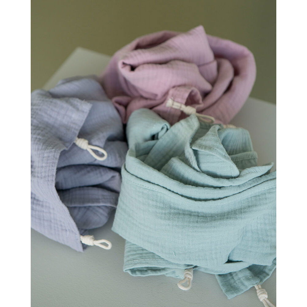 Membantu Canopy, Pink