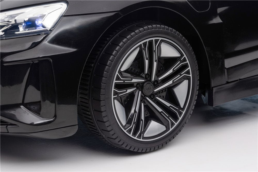 Audi RS e-tron GT - sähköinen leluauto - musta