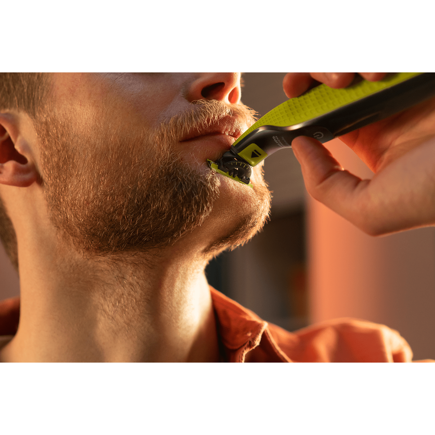 Beard trimmer Philips One Blade 360 QP2724/10